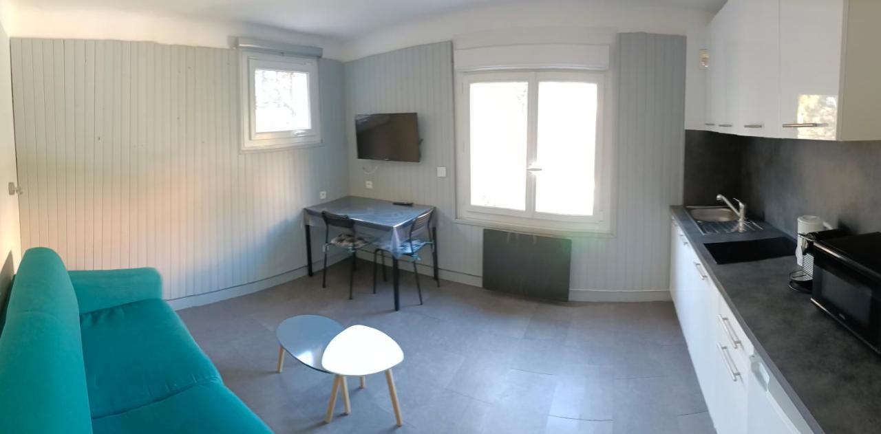 Studio Bormes Village Exteriör bild